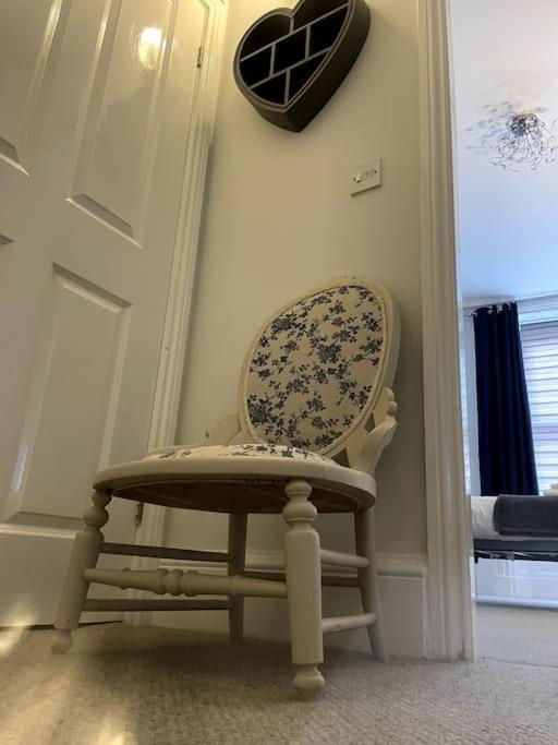 Flat 5 - 2 Bed Centre Affordable Quality Apartment York